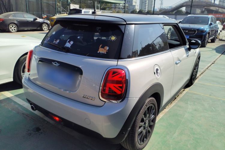 Used  MINI 2019 1.5T COOPER Classic Edition
