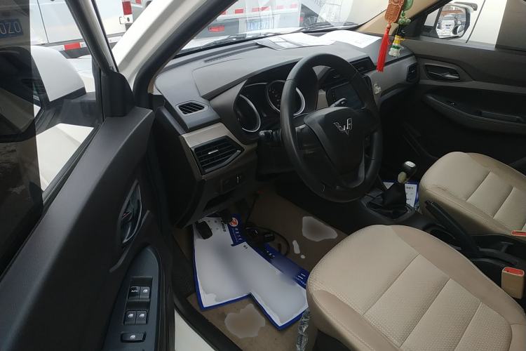 Used Wuling Hongguang 2018 1.5L S Standard Version L2B