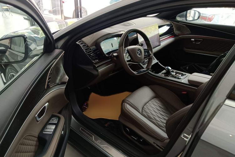 Used BYD Han 2022 DM-i 121KM Luxury Model
