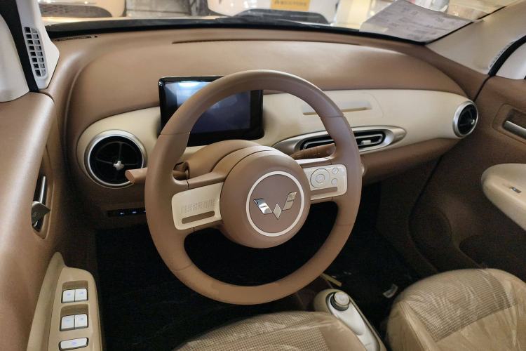 Used Wuling Hongguang MINIEV 2025 Four-Door Version Advanced Edition
