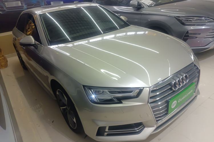 Used Audi A4L 2018 30th Anniversary Edition 40 TFSI Fashion Model
