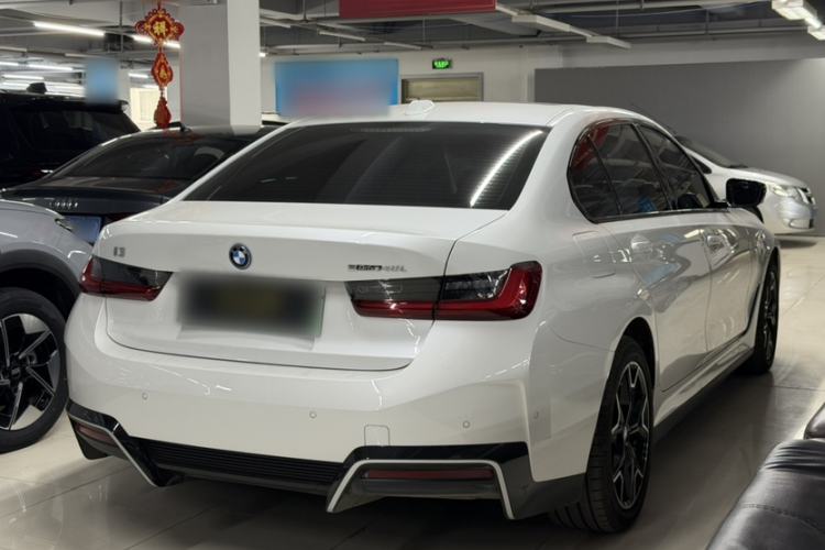 Used BMW i3 2025 eDrive 40 L Midnight Edition
