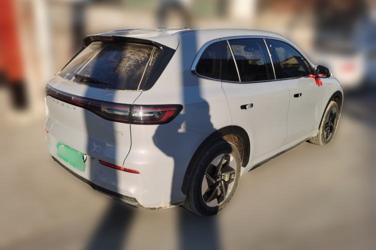 Used  E5 2024 530 km Exploration+ Version
