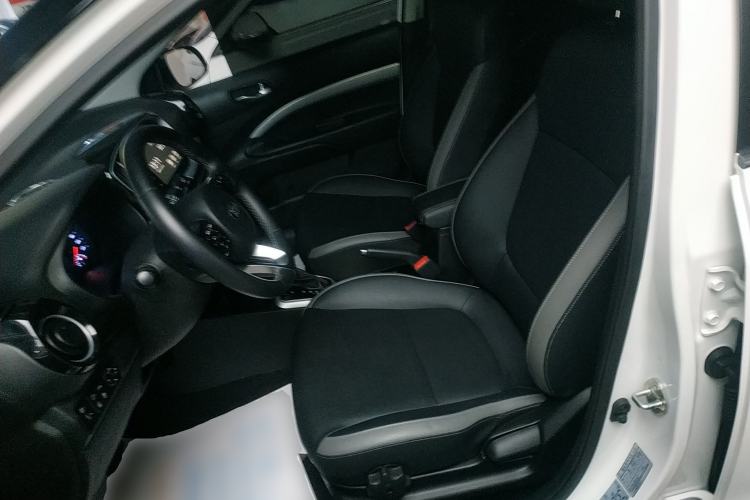 Used Kia kx1 Stonic 2021 1.4L CVT Fun & Sunroof Model
