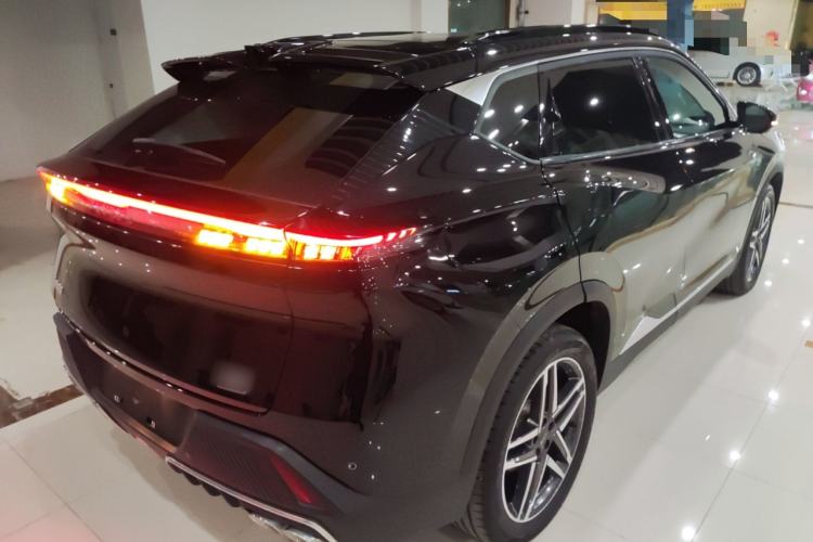 Used Dongfeng Aeolus Mage 2023 DH-i 1.5T Prestige Edition