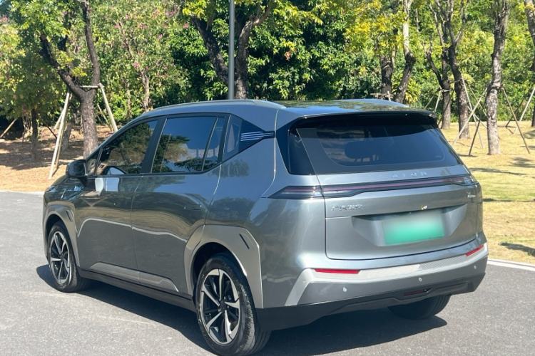 Used AION Y 2023 Y Business Edition
