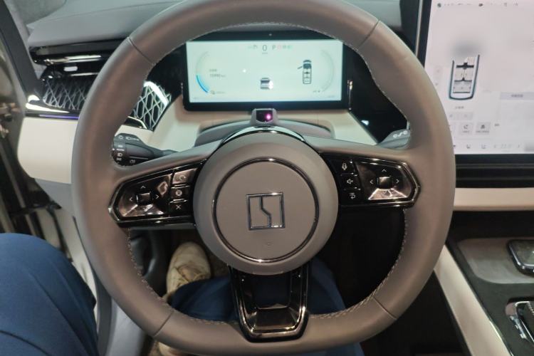 Used Zeekr 009 2022 Revised Model ME Edition
