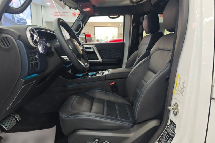 Used BAIC Off-Road BJ40 2024 2.0T Urban Hunter Honor Edition
