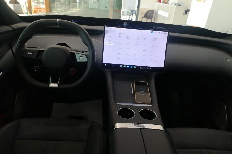 Used Xiaomi Auto YU7 2025 Ultra-Long Range All-Wheel Drive Pro Version
