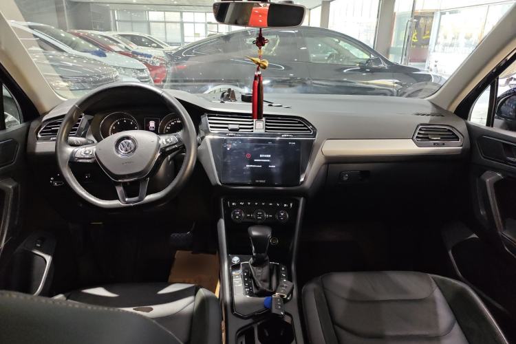 Used Volkswagen Tiguan L 2019 330TSI Automatic Two-Wheel Drive Smart Luxury Version China VI Standard