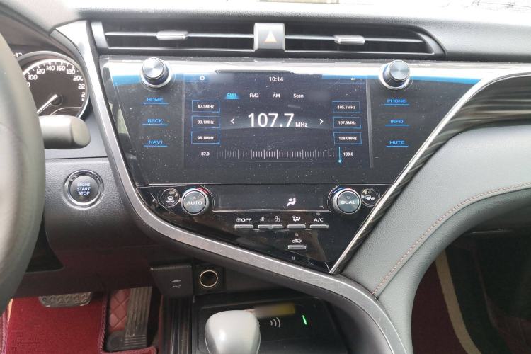 Used Toyota Camry 2019 Revised Version 2.0G Luxury Edition
