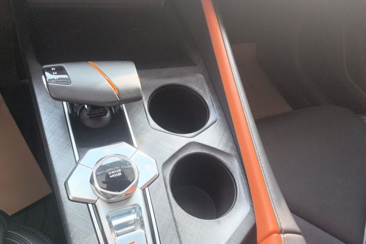 Used Changan UNI-V 2022 1.5T Prestige Version
