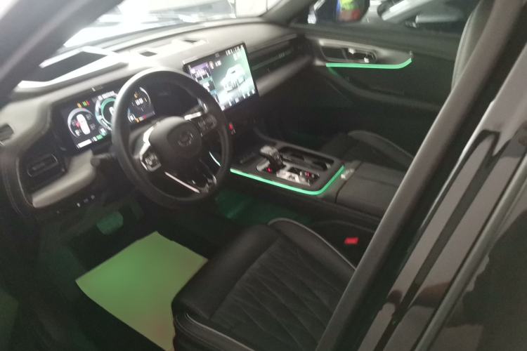 Used GAC Trumpchi GS8 2022 Double-Energy Series 2.0TM Four-Wheel Drive Premium Edition (7 Seats)
