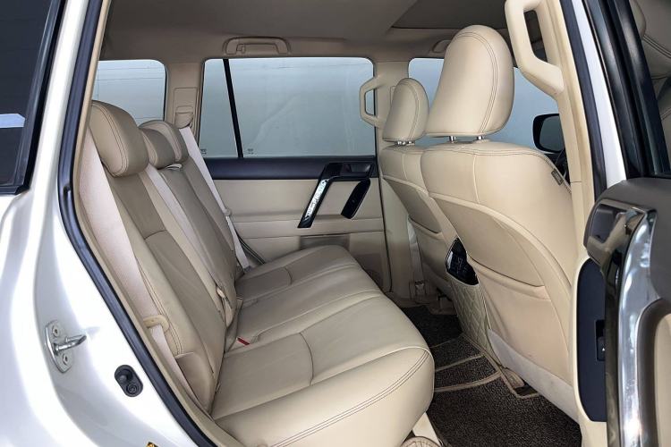 Used Toyota Prado 2016 2.7L Automatic Standard Edition
