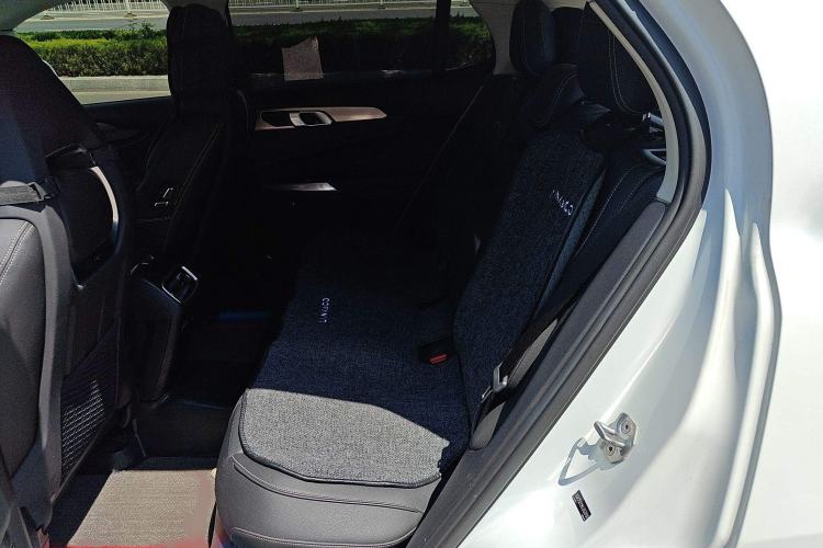 Used Lynk & Co 01 2019 2.0T Two-Wheel-Drive Pro Version China VI Standard
