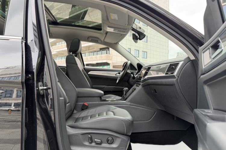 Used Volkswagen Teramont 2019 330TSI Two-Wheel-Drive Luxury Edition China VI Standard