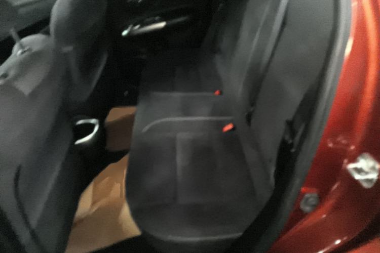 Used Infiniti ESQ 2014 1.6L Spontaneous Edition