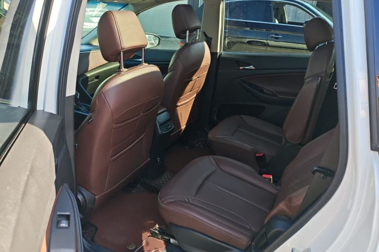 Used Buick GL6 2019 18T 6-Seater Connected Luxury Version China VI Standard
