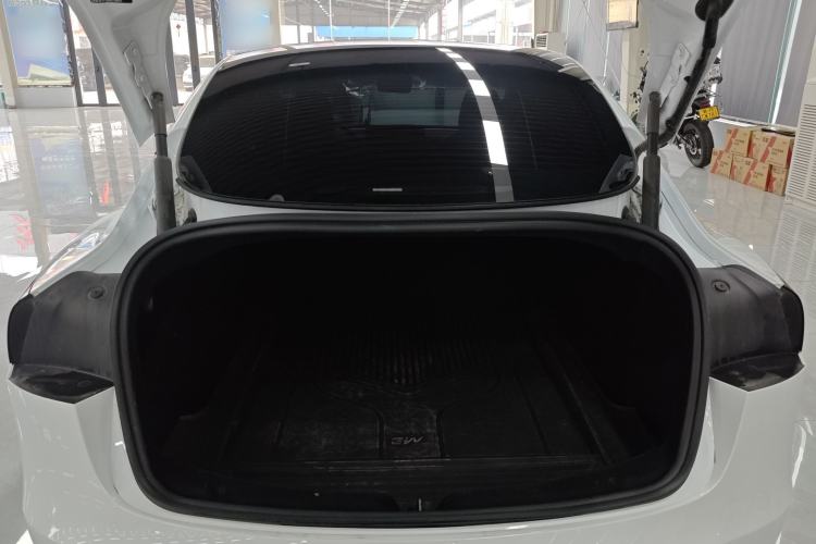 Used Tesla Model 3 2023 Rear-Wheel-Drive Version
