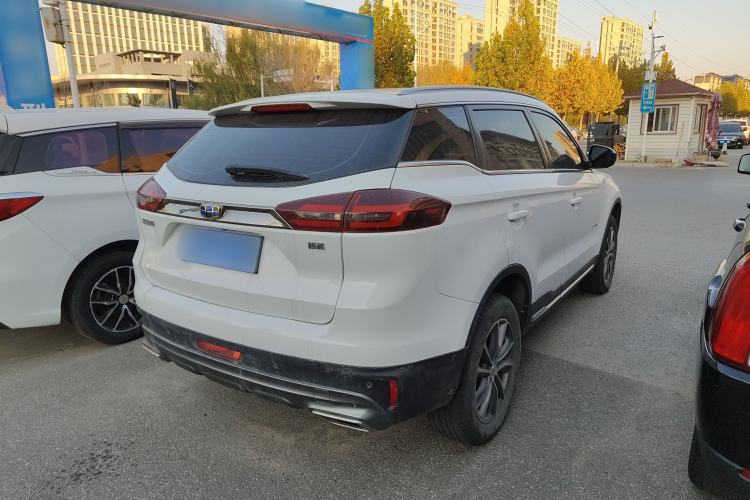 Used Geely Auto Emgrand X7 Sport 2018 1.8TD Automatic Two-Wheel Drive Smart Connect 4G Internet Edition
