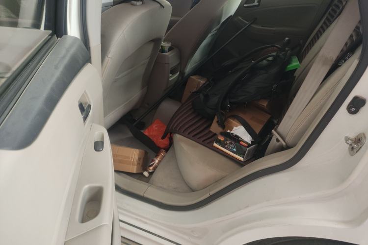 Used Venucia T70 2015 2.0L CVT Smart Choice Edition