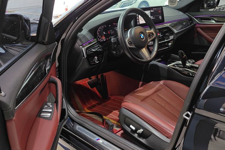 Used BMW 5 Series 2022 Restyled 525Li M Sport Package
