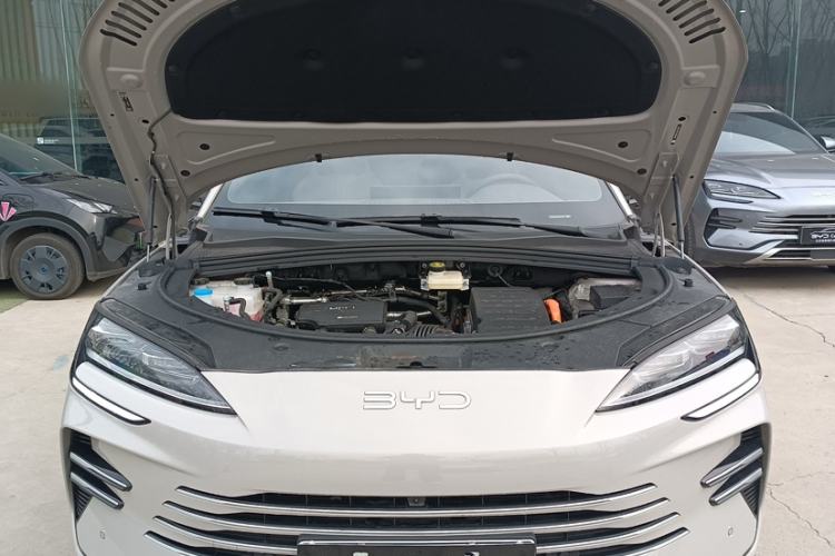 Used BYD Song PLUS New Energy 2025 DM-i Intelligent Driving 160KM Flagship Model
