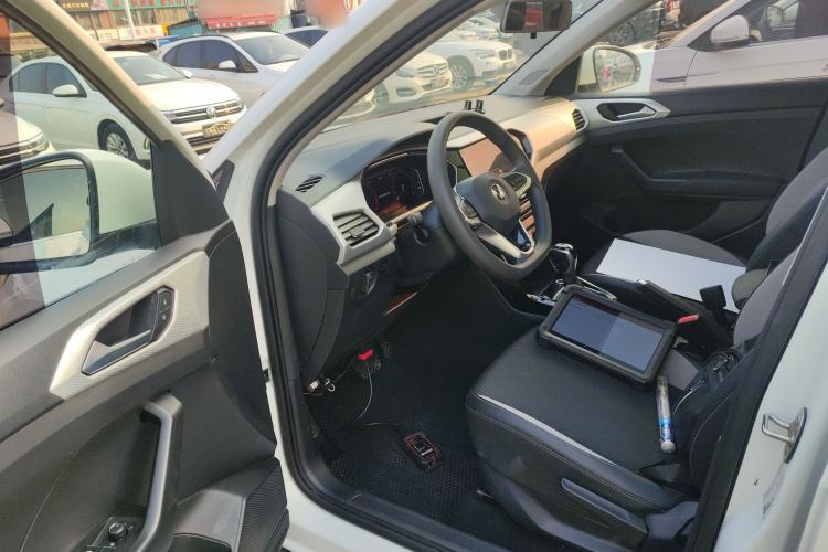 Used Volkswagen Tacqua 2021 200TSI DSG JoyConnect Edition