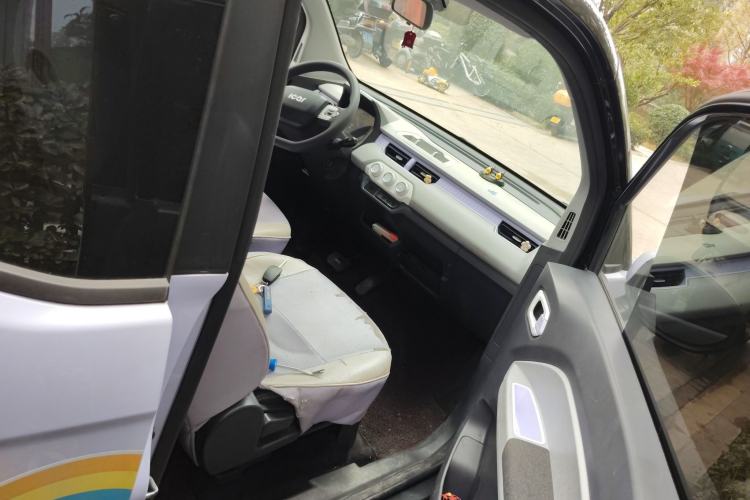 Used Chery QQ Ice Cream 2022 120km Conical Shape Lithium Iron Phosphate
