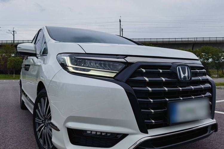 Used Honda Elysion 2022 2.0L eHEV Luxury Edition