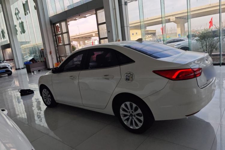 Used Ford Escort 2015 1.5L Automatic Fashion Model