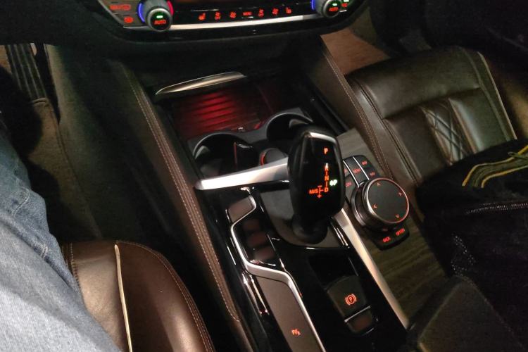 Used BMW 5 Series 2019 530Li Leading Model Luxury Package
