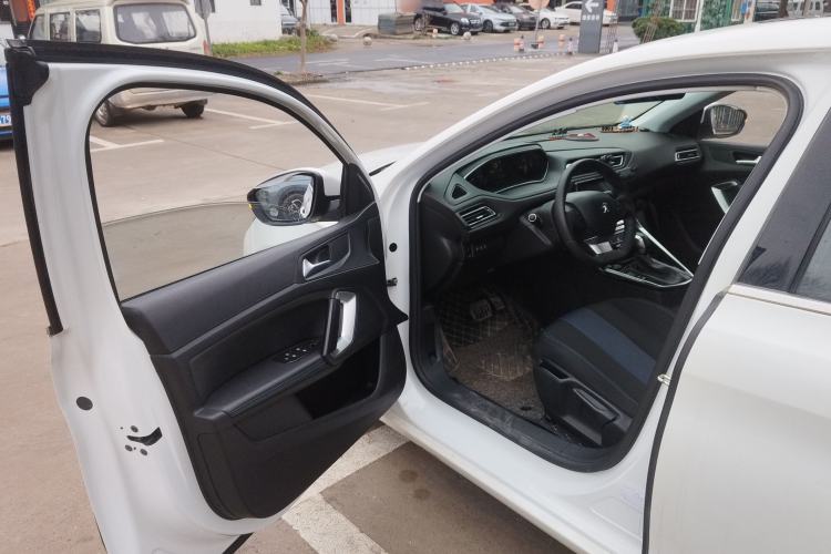 Used Peugeot 308 2018 1.6L Automatic Luxury Edition