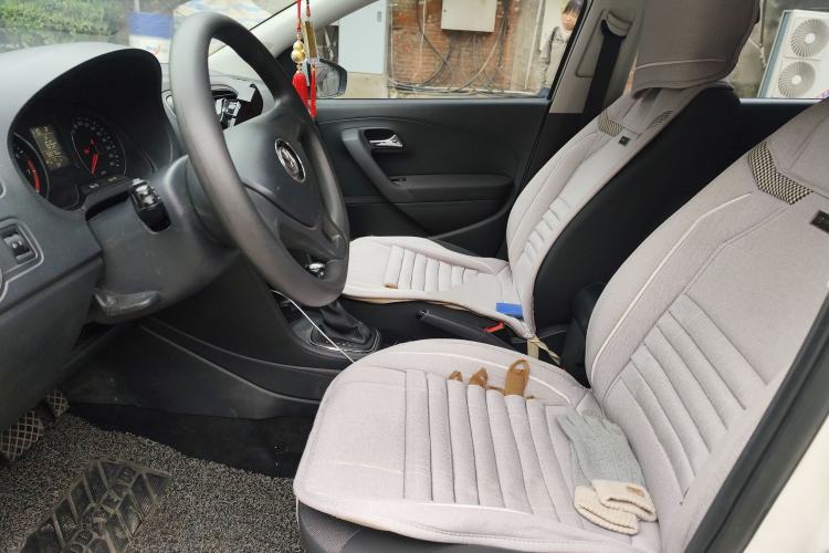 Used Volkswagen Polo 2014 1.4L Automatic Comfort Edition
