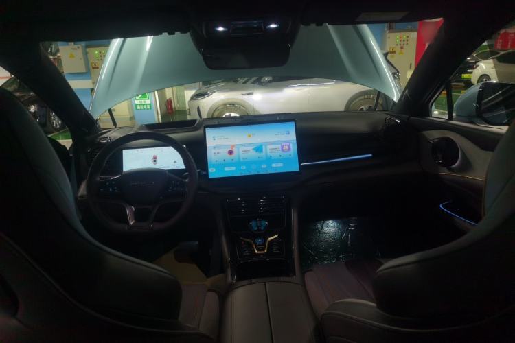 Used BYD Frigate 07 2023 DM-i 205KM Flagship Model
