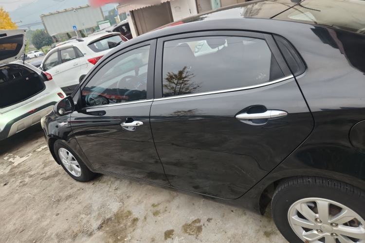 Used Kia K2 2015 Sedan 1.4L MT GLS