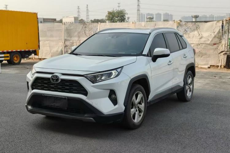 Used Toyota RAV4 2021 2.0L CVT Two-Wheel Drive Fashion Edition