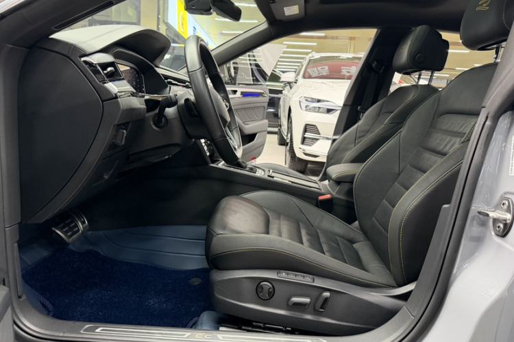 Used Volkswagen FAW-Volkswagen CC 2023 380TSI Striking Edition
