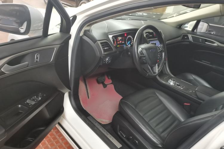 Used Ford Mondeo 2017 EcoBoost 200 Stylish Model
