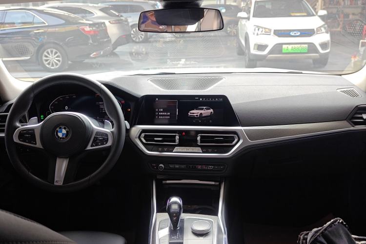 TDK.VehicleDetails.img