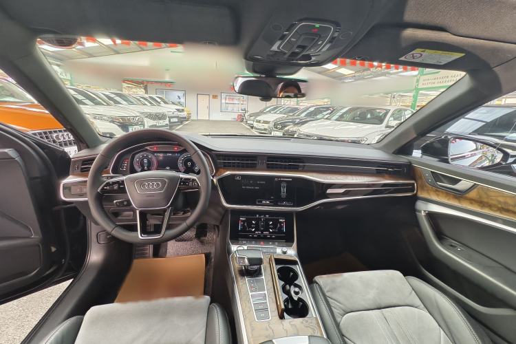 Used Audi A6L 2019 40 TFSI Luxury Dynamic Model
