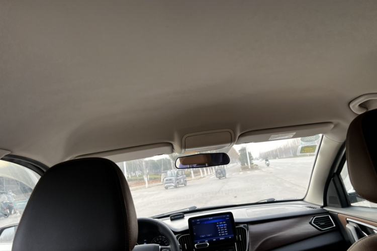 Used FAW Senya R7 2016 1.6L Automatic Smart Version
