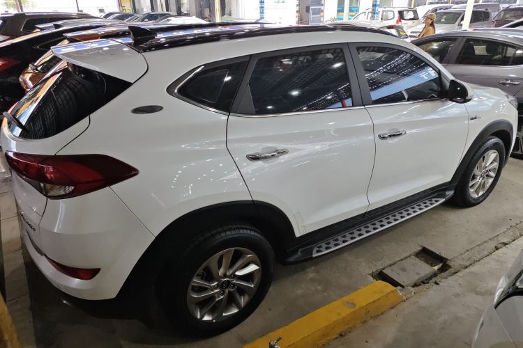 Used Hyundai Tucson 2018 1.6T Dual-Clutch Two-Wheel Drive 15th Anniversary Special Edition