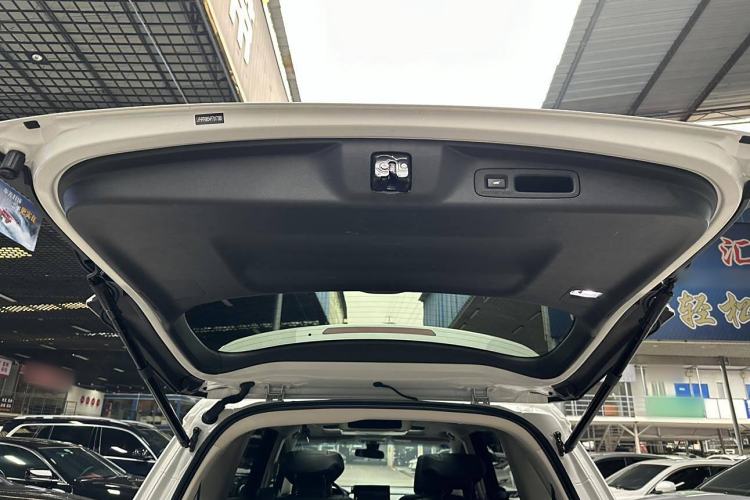 Used Honda Elysion 2022 2.0L eHEV Luxury First Edition
