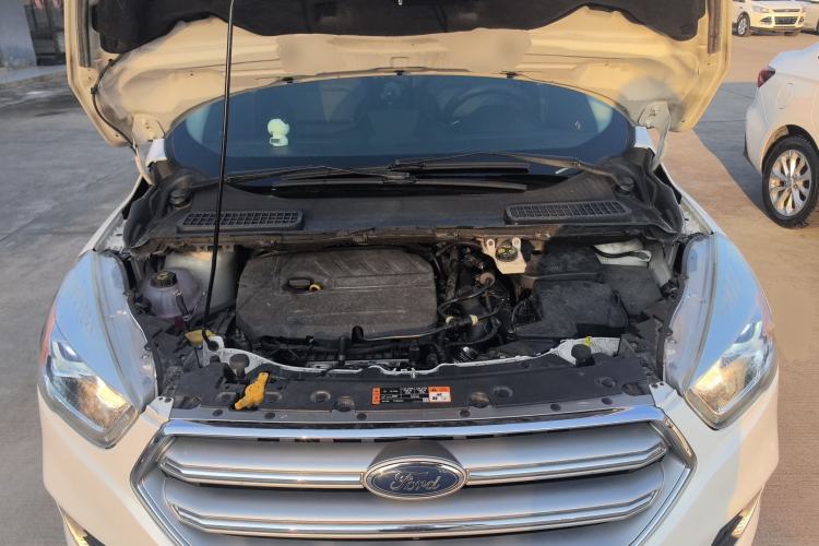 Used Ford Kuga 2017 EcoBoost 180 Two-Wheel-Drive Tiger Leap Model
