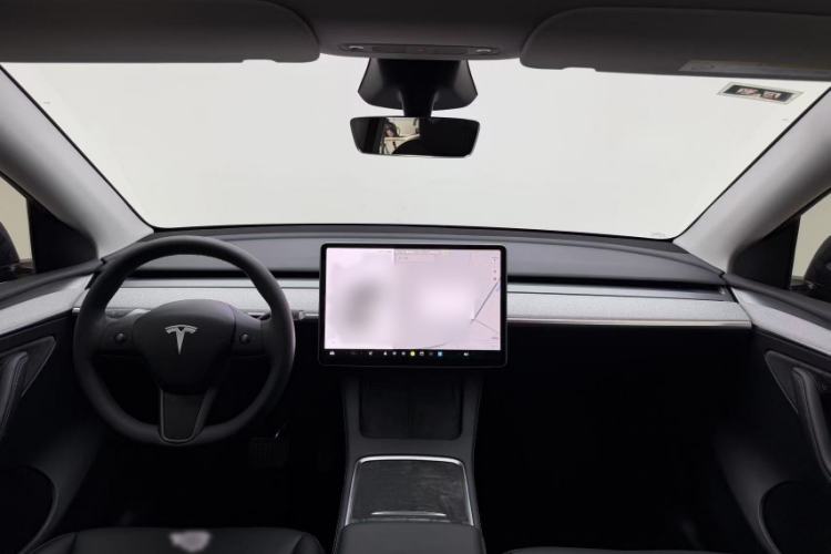 Used Tesla Model Y 2024 Rear-Wheel-Drive Version
