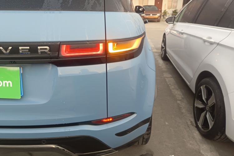 Used Land Rover Range Rover Evoque 2023 Aurora L 249 PS Luxury Edition
