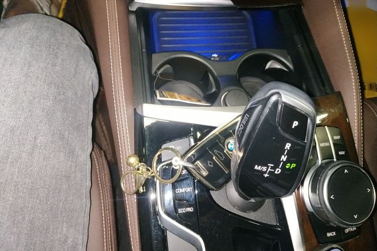 Used BMW 5 Series 2019 Facelifted 525Li Luxury Package
