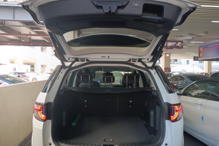 Used Land Rover Discovery Sport 2018 240 PS SE Version