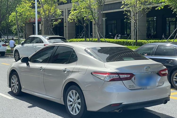 Used Toyota Camry 2018 2.0G Luxury Edition